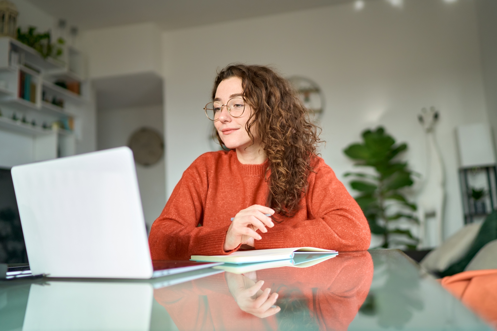 Shutterstock 2228645259